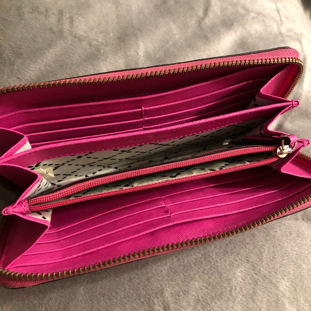 Kate Spade pink wallet - Picture 6 of 7
